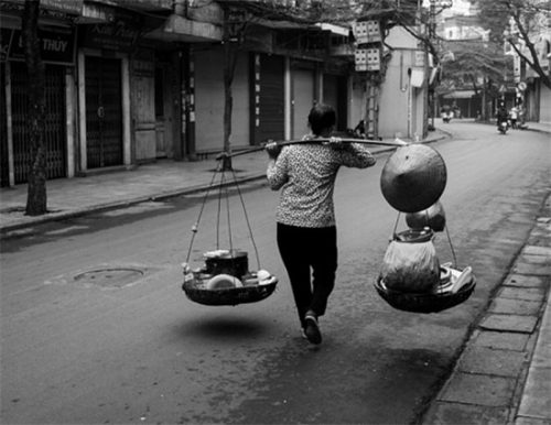 trinh bay cam nhan ve bai tho thuong vo cua tran te xuong – van mau lop 11 - Trình bày cảm nhận về bài thơ Thương vợ của Trần Tế Xương – Văn mẫu lớp 11 đặc sắc nhất