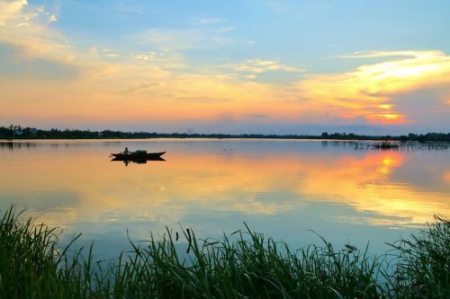 trinh bay hoan canh ra doi bai tho ben kia song duong cua hoang cam - Trình bày hoàn cảnh ra đời bài thơ Bên kia sông Đuống của Hoàng Cầm